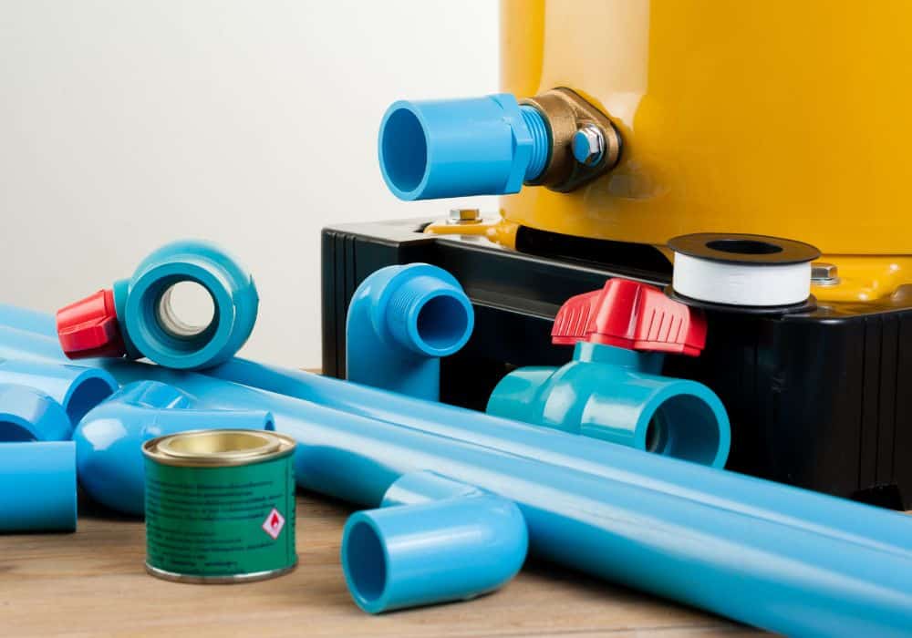 How to Assemble Threaded PVC Pipes