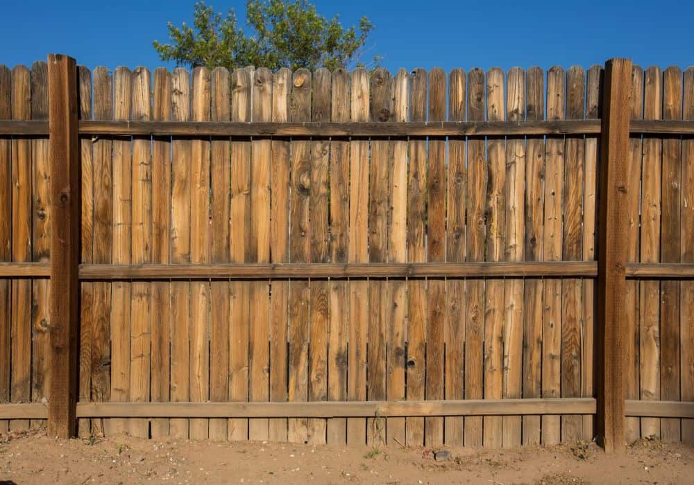 Screw Sizes for Your Wooden Fence