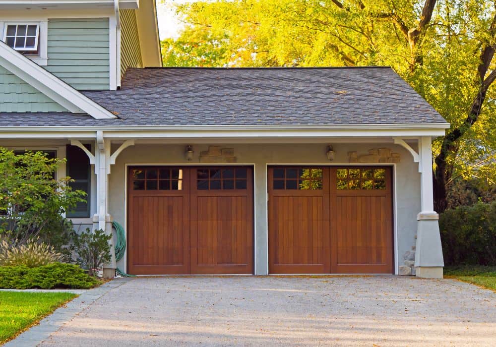 What-Is-the-Ideal-2-Car-Garage-Size-
