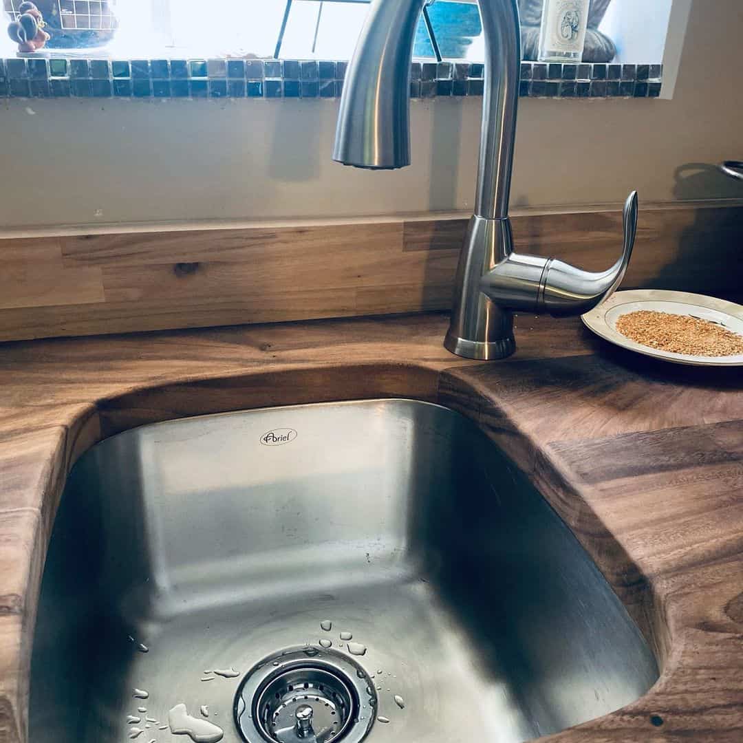 Common-Types-of-Bar-Sinks-and-Sizes